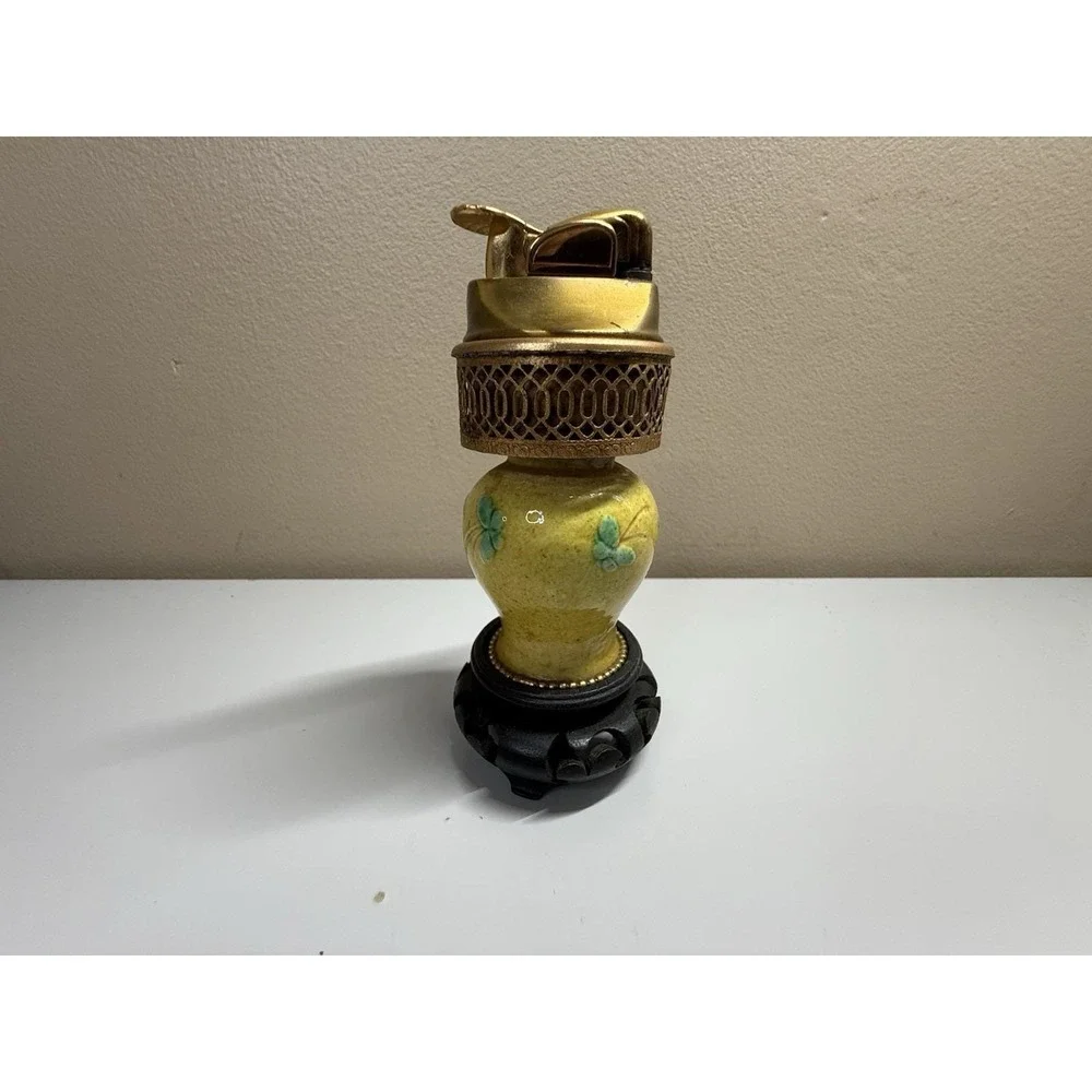 Vintage Evans Table Lighter Flowers